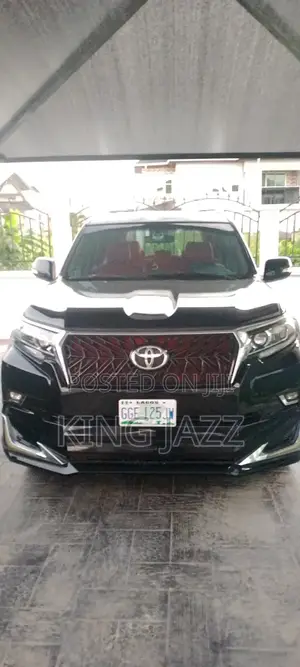 Toyota Land Cruiser Prado 2018 Black