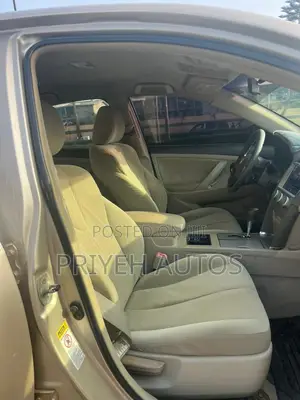 Toyota Camry 2008 Gold