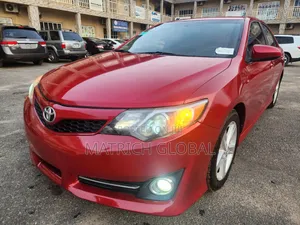 Toyota Camry SE Sport 4dr Sedan (2.5L 4cyl 6A) 2014 Red