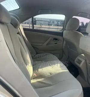Toyota Camry 2008 Gold
