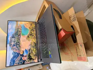 Laptop Asus ROG Zephyrus G16 16GB Intel Core i7 SSD 1T
