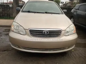 Toyota Corolla LE 2006 Gold