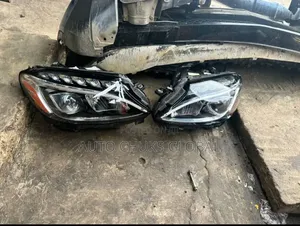 Mercedes Benz Headlight W205