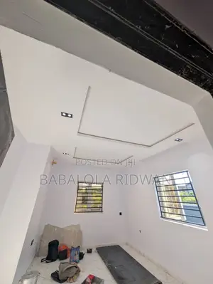3bdrm Bungalow in Transformation Est,, Idishin for sale