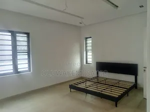 5bdrm Duplex in Ikeja, Adeniyi Jones for rent