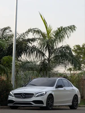 Mercedes-Benz C450 2016 White