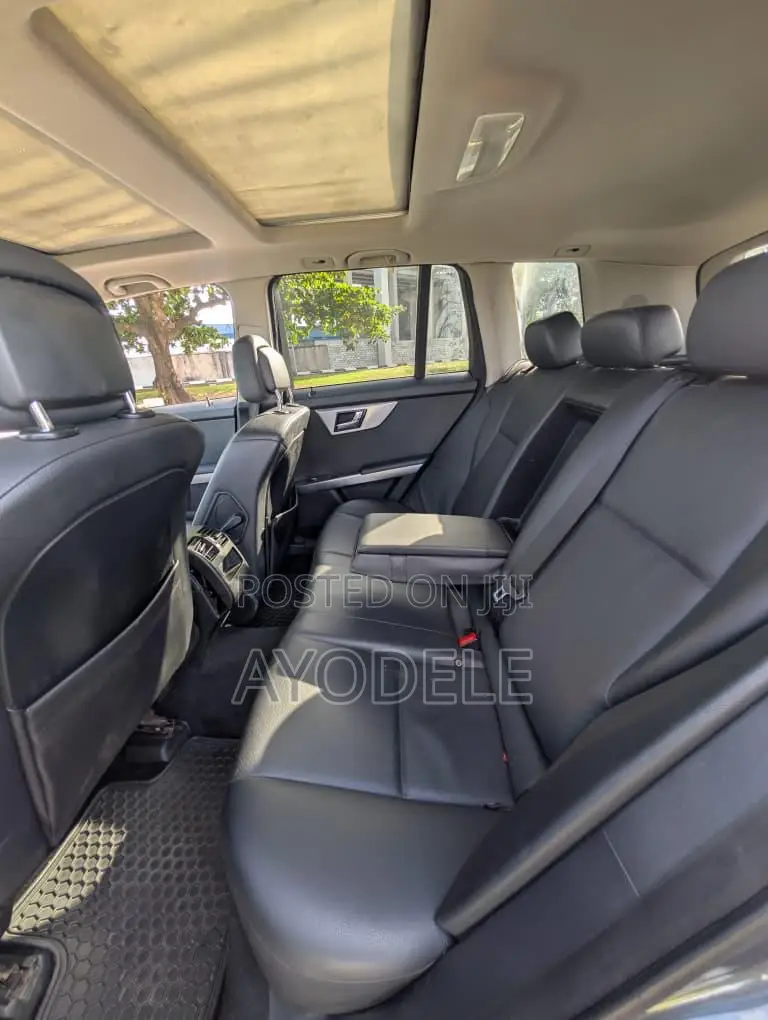 Mercedes-Benz GLK-Class 2011 Gray