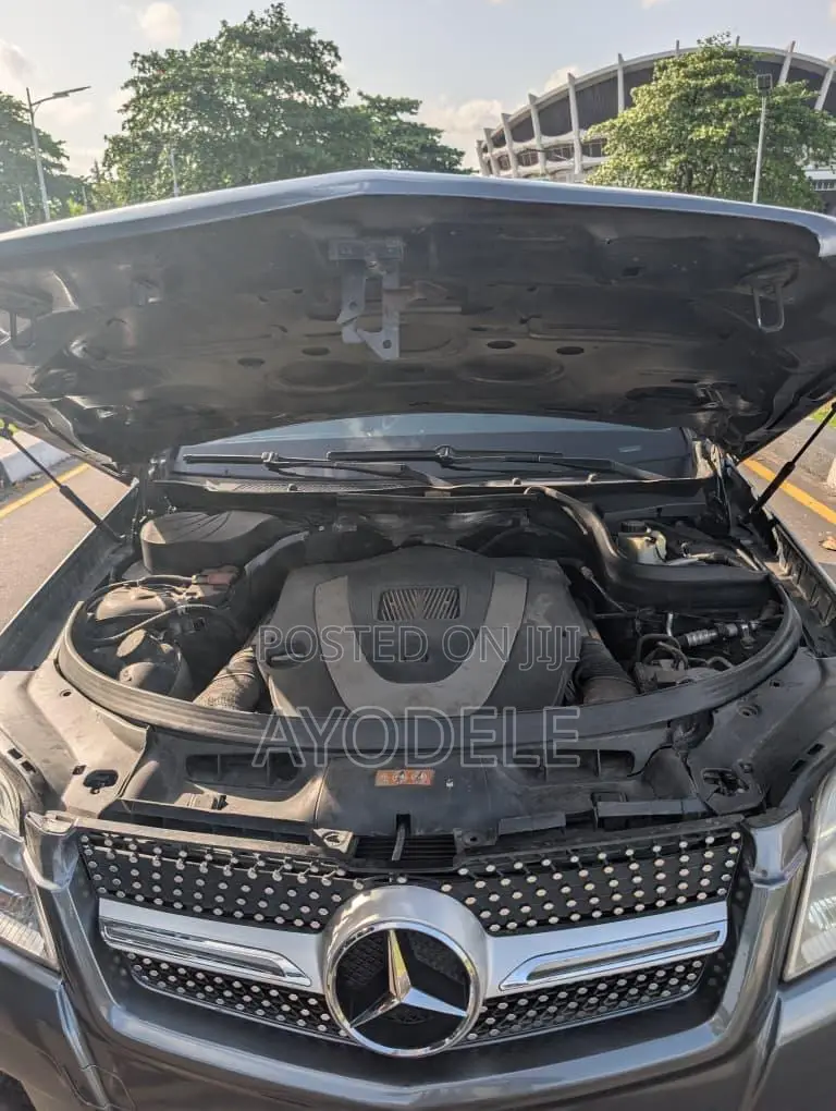 Mercedes-Benz GLK-Class 2011 Gray