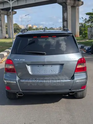 Mercedes-Benz GLK-Class 2011 Gray