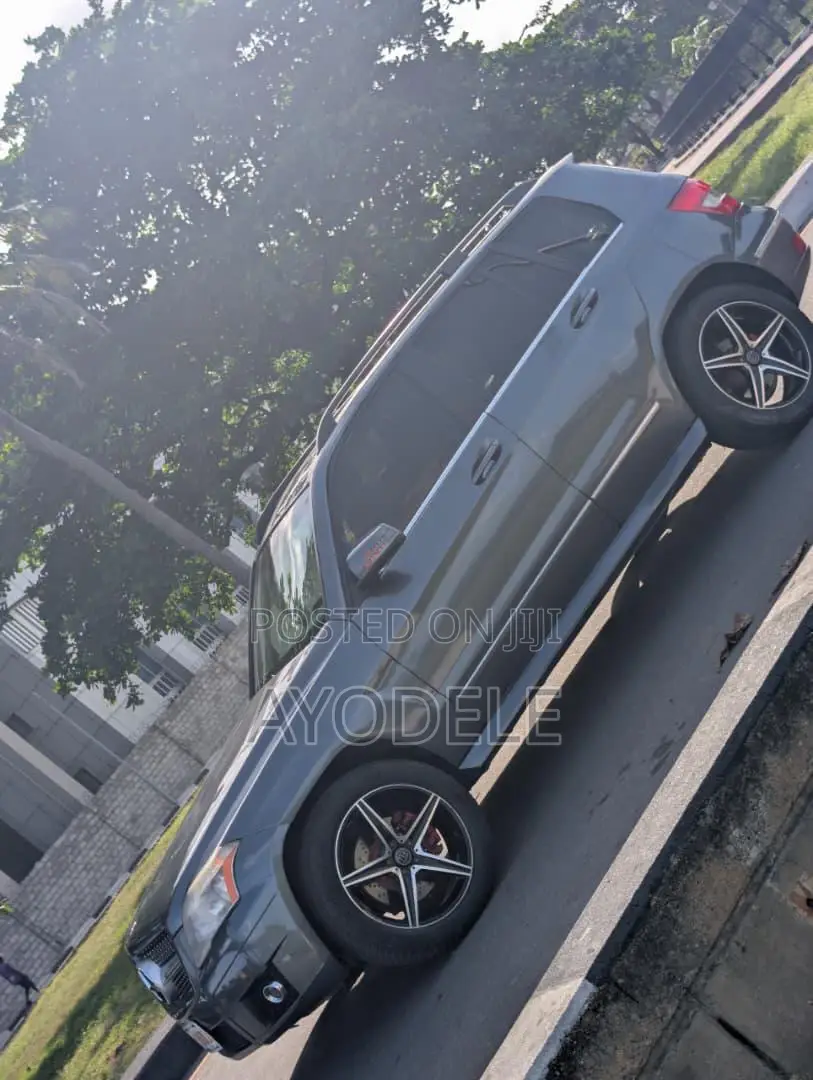 Mercedes-Benz GLK-Class 2011 Gray