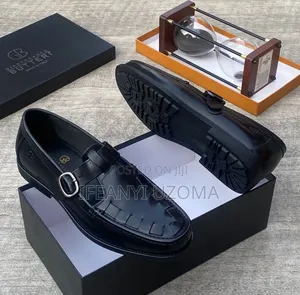 Italian Leather Black Color Designer Sandals Shoe