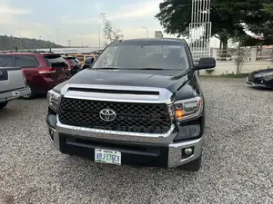 Toyota Tundra SR 4dr Double Cab 4WD LB (5.7L 8cyl 6A) 2014 Black