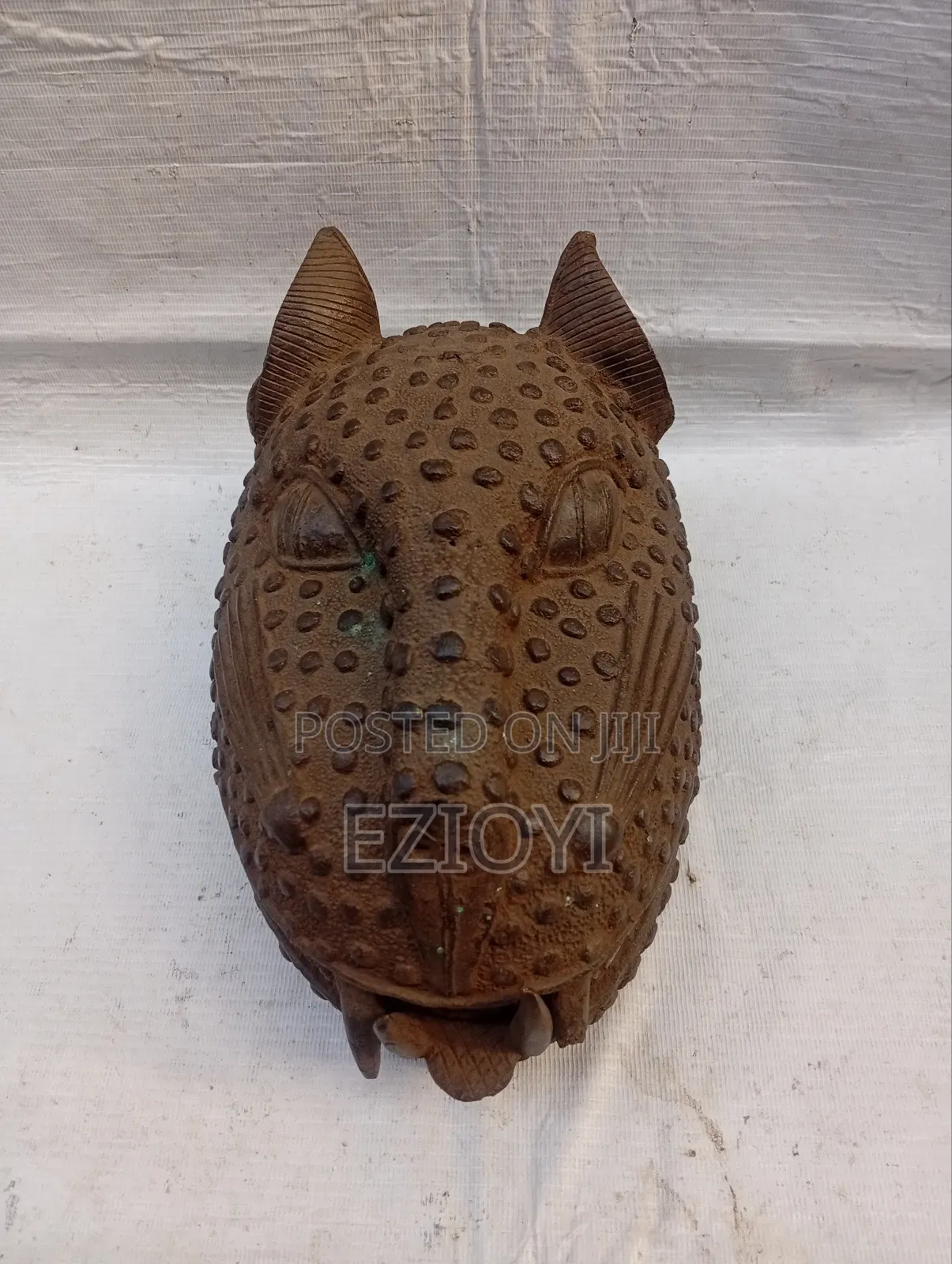 Casted Bronze Leopard Head,