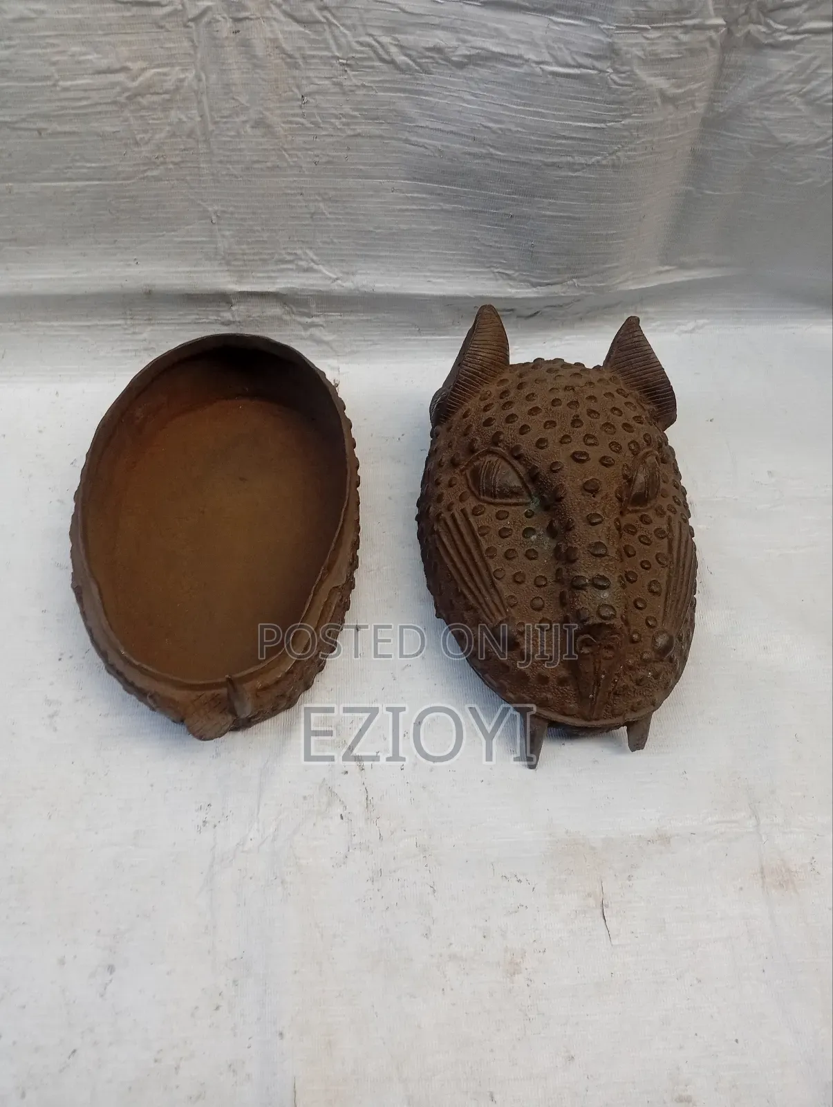 Casted Bronze Leopard Head,