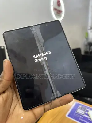 Samsung Galaxy Z Fold 3 256 GB White