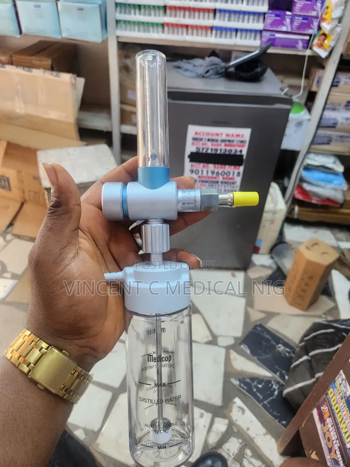 Oxygen Flowmeter With Humidifier