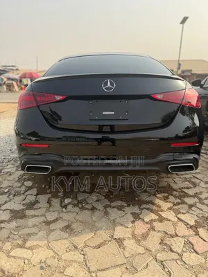 Mercedes-Benz C300 2022 Black
