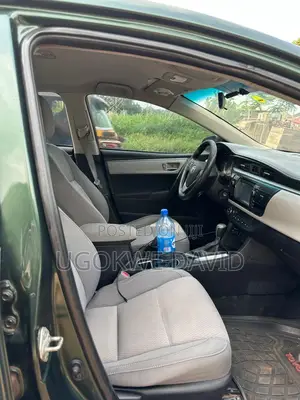Toyota Corolla 2016 Green