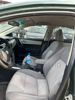 Toyota Corolla 2016 Green