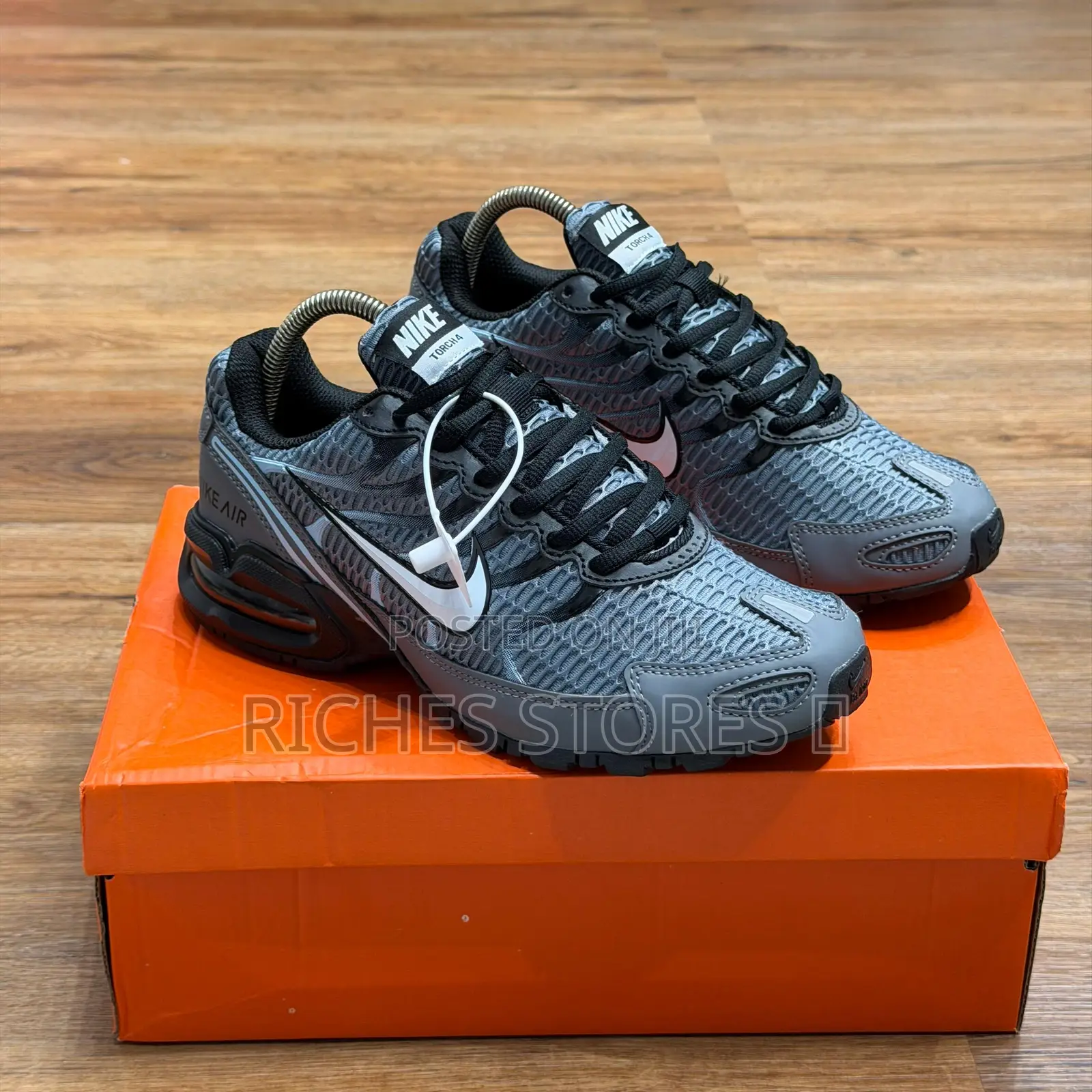 Premium Nike Air Max Torch 4 White Wolf Grey Black Cool Sneakers