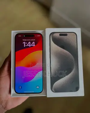 New Apple iPhone 15 256 GB Black