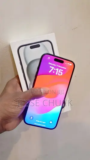 New Apple iPhone 15 Plus 256 GB White