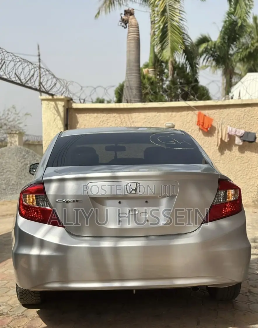 Honda Civic 2013 Silver