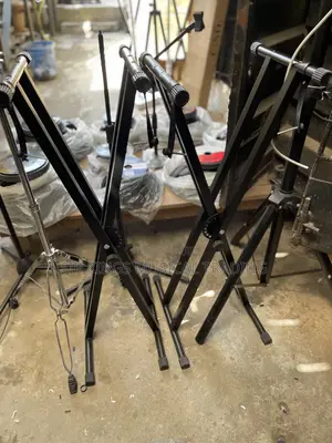 Double-Braced X-Style Foldable Keyboard Stand