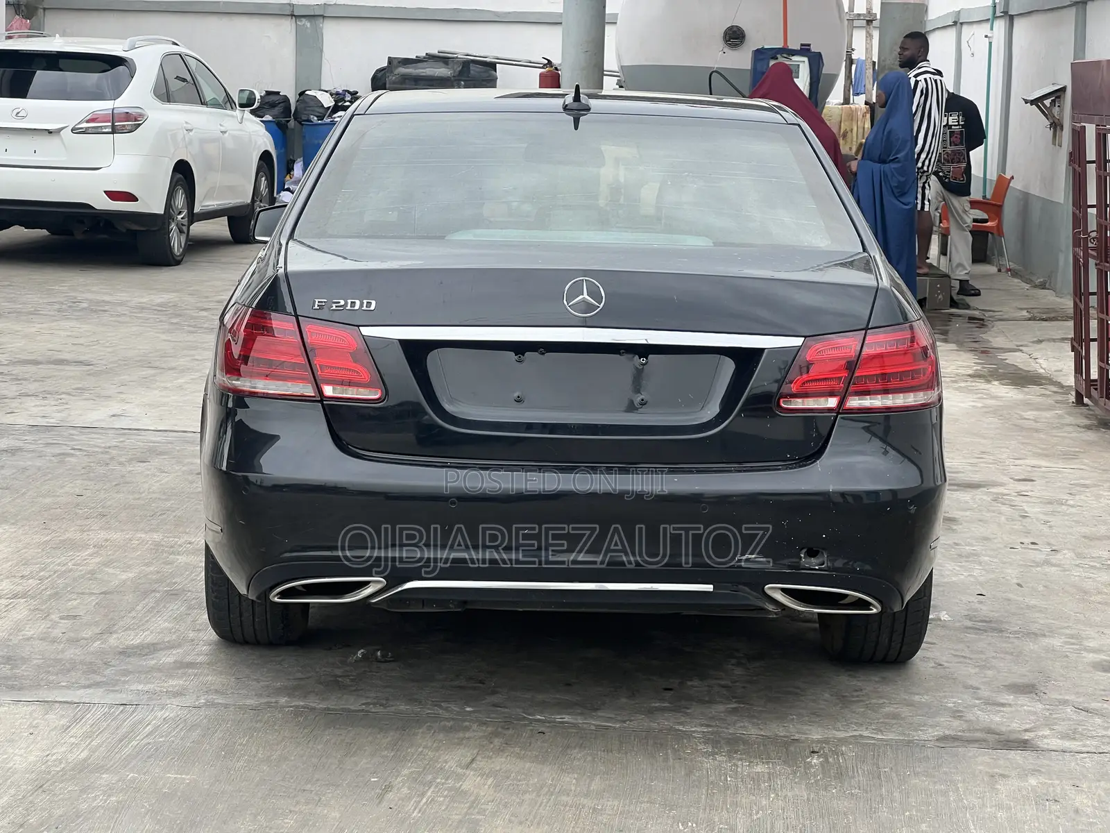 Mercedes-Benz E200 2015 Black