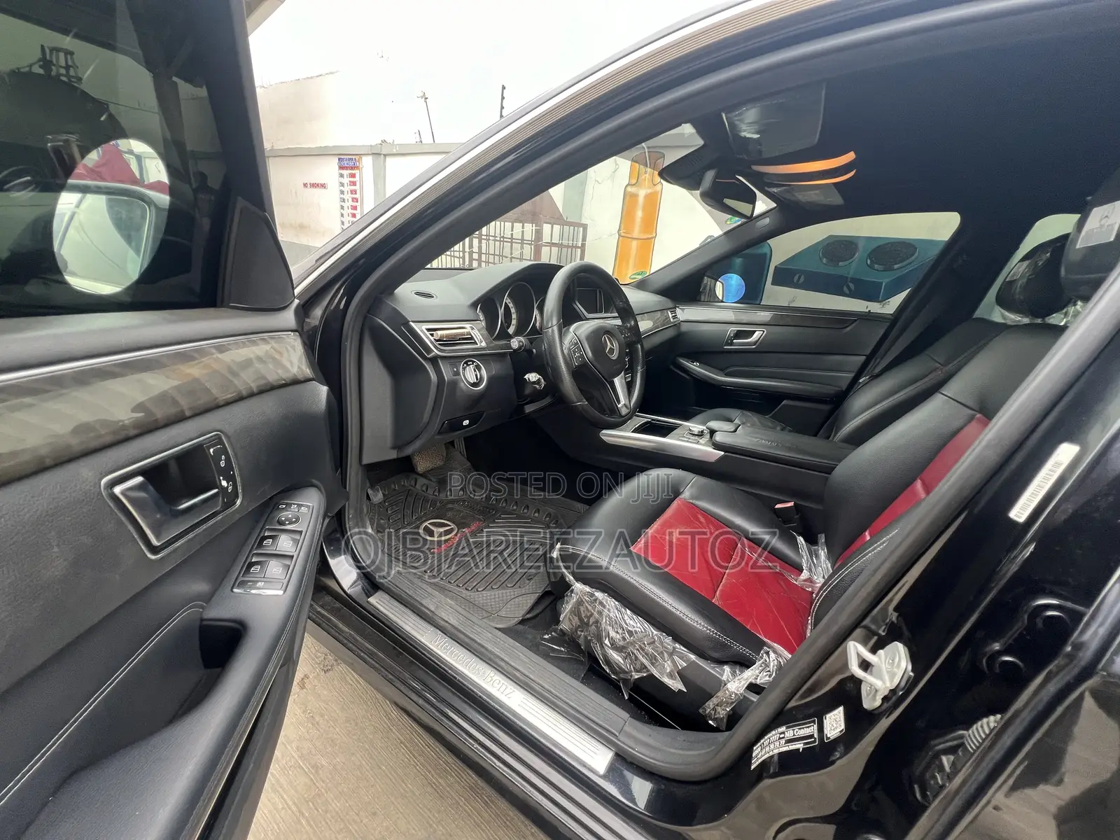 Mercedes-Benz E200 2015 Black