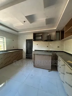3bdrm Duplex in Alalubosa Gra, Ibadan for rent