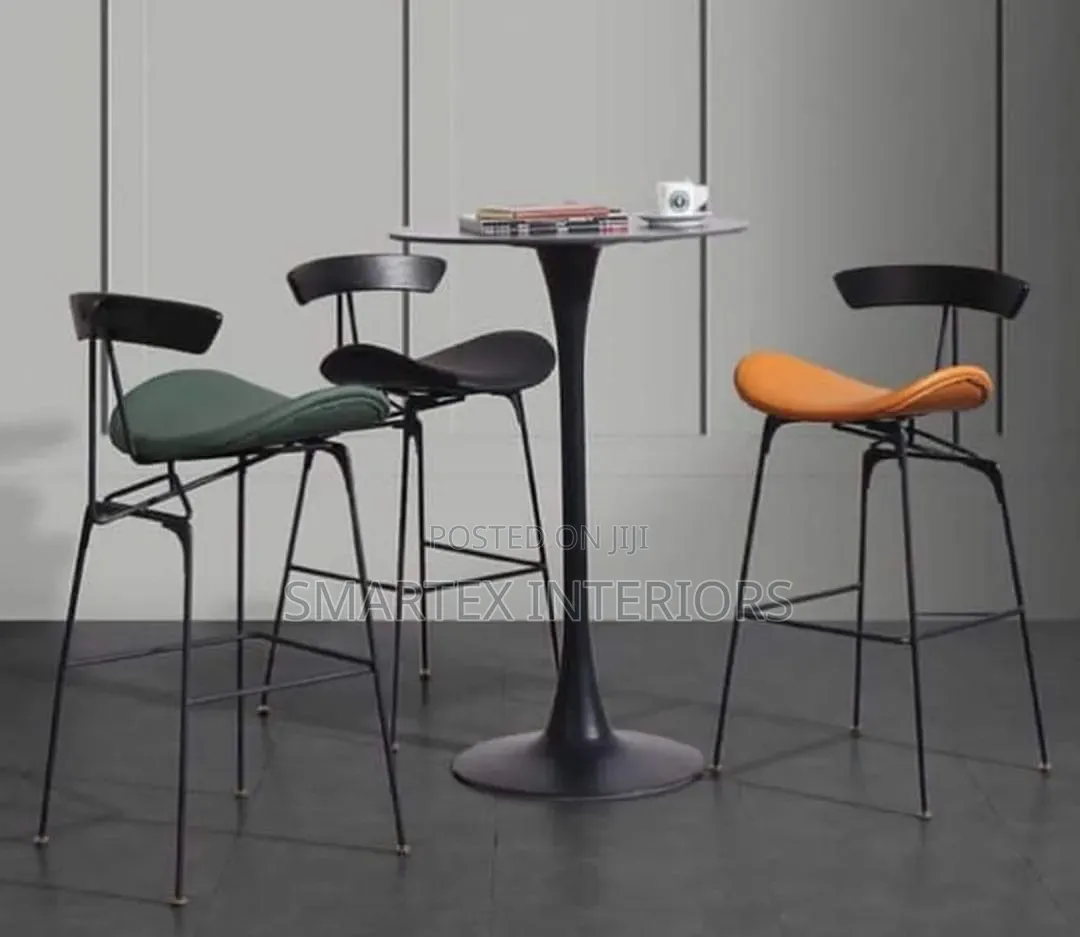 Best Quality Wooden Back Leather Barstool With Table
