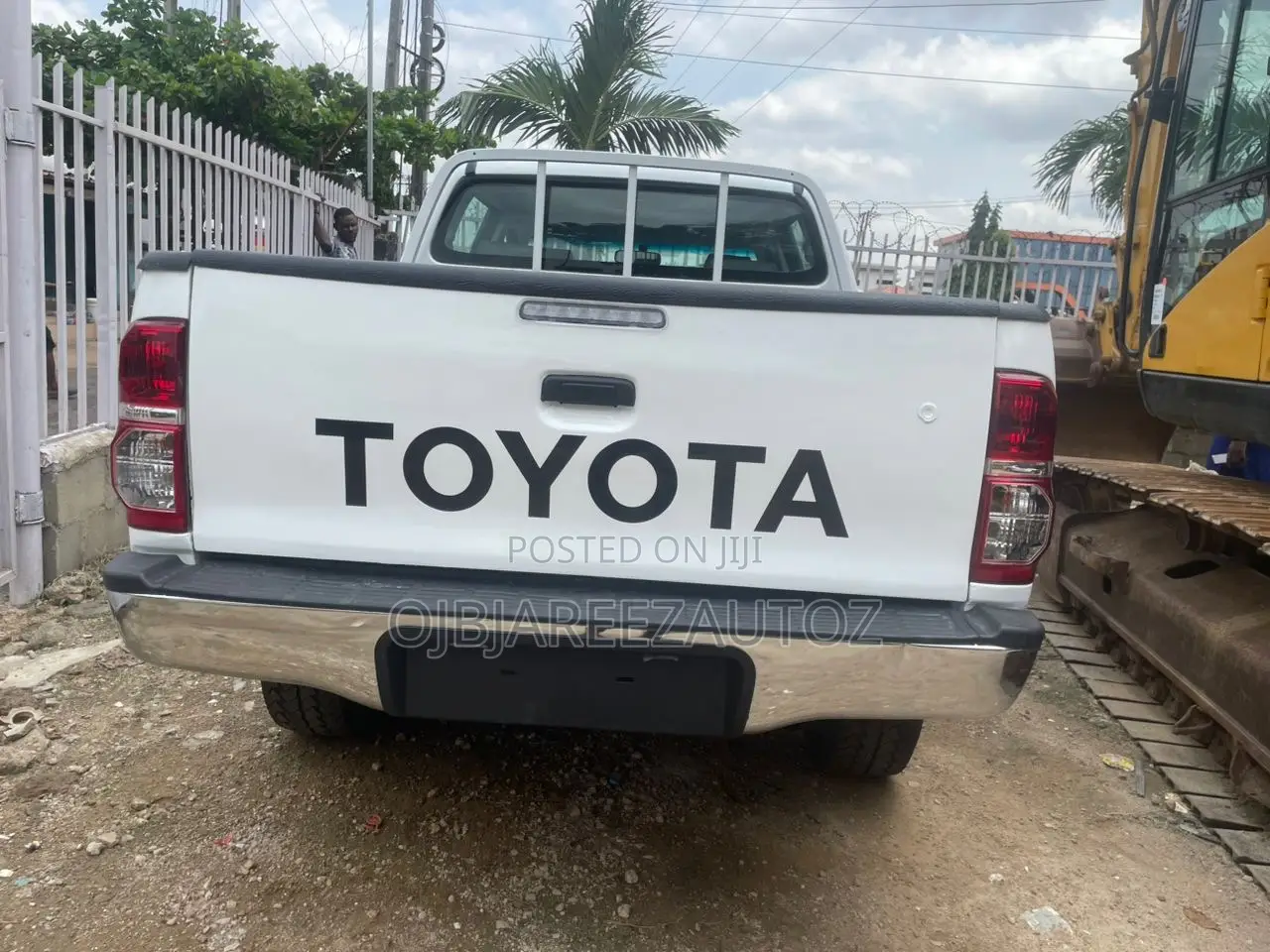 Toyota Hilux 2014 White