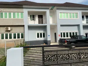 4bdrm Duplex in Gaduwa for sale