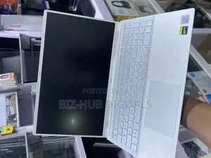 Laptop Dell Inspiron 15 3552 16GB Intel Core i7 SSD 512GB