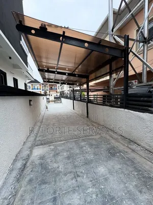 Space-saving Modern Carport