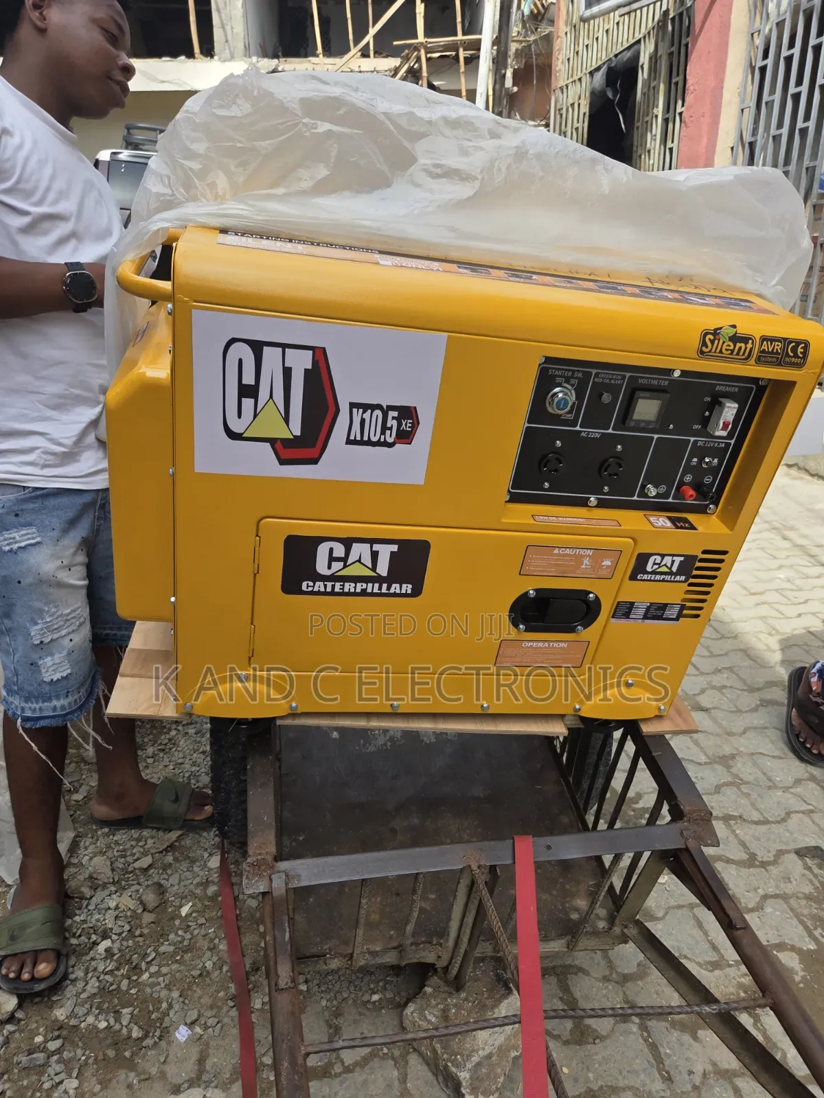 Strong Engine 12kva Cat Soundproof Generator