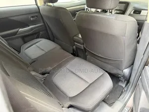 Mitsubishi Outlander 2016