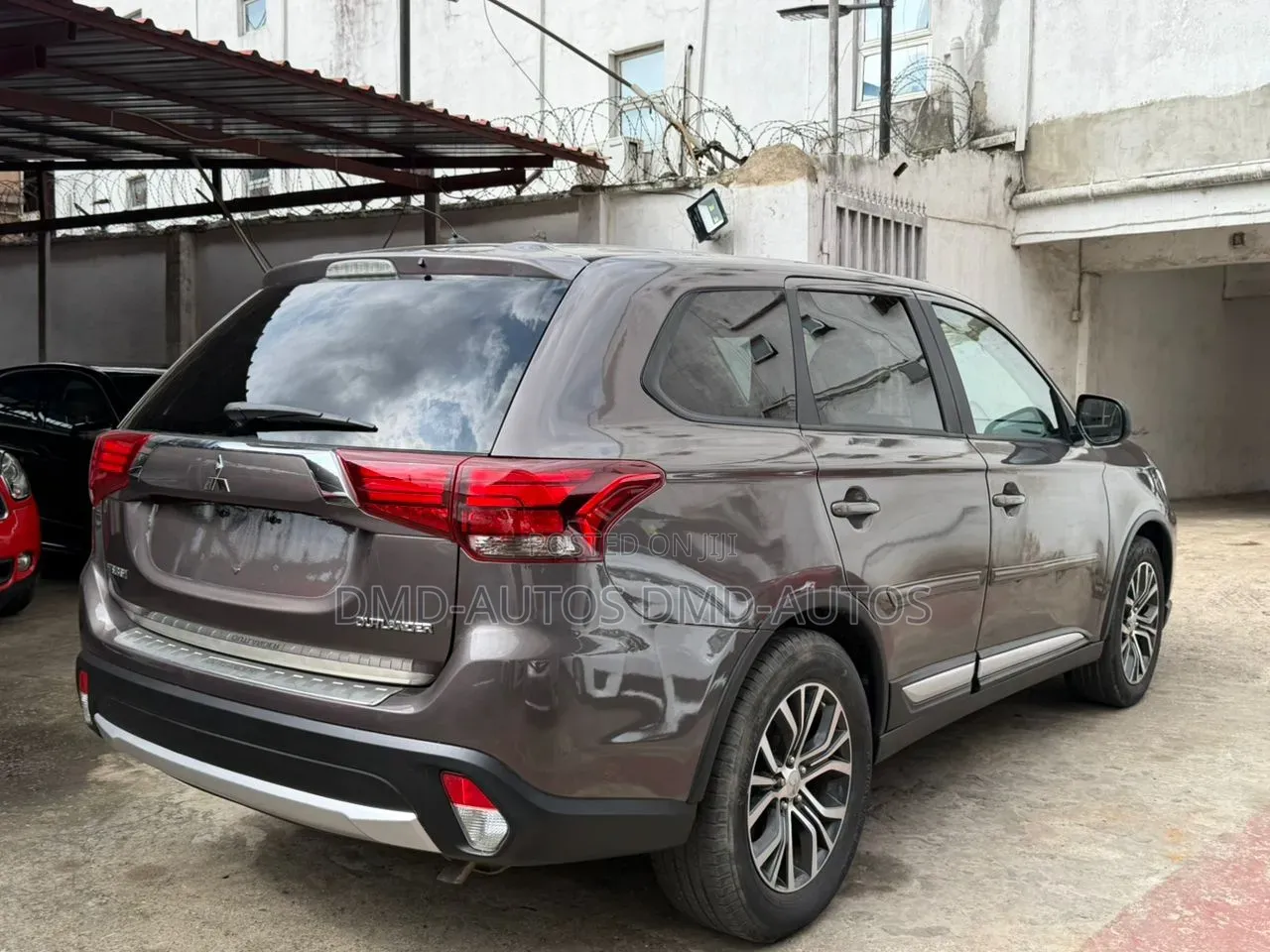 Mitsubishi Outlander 2016