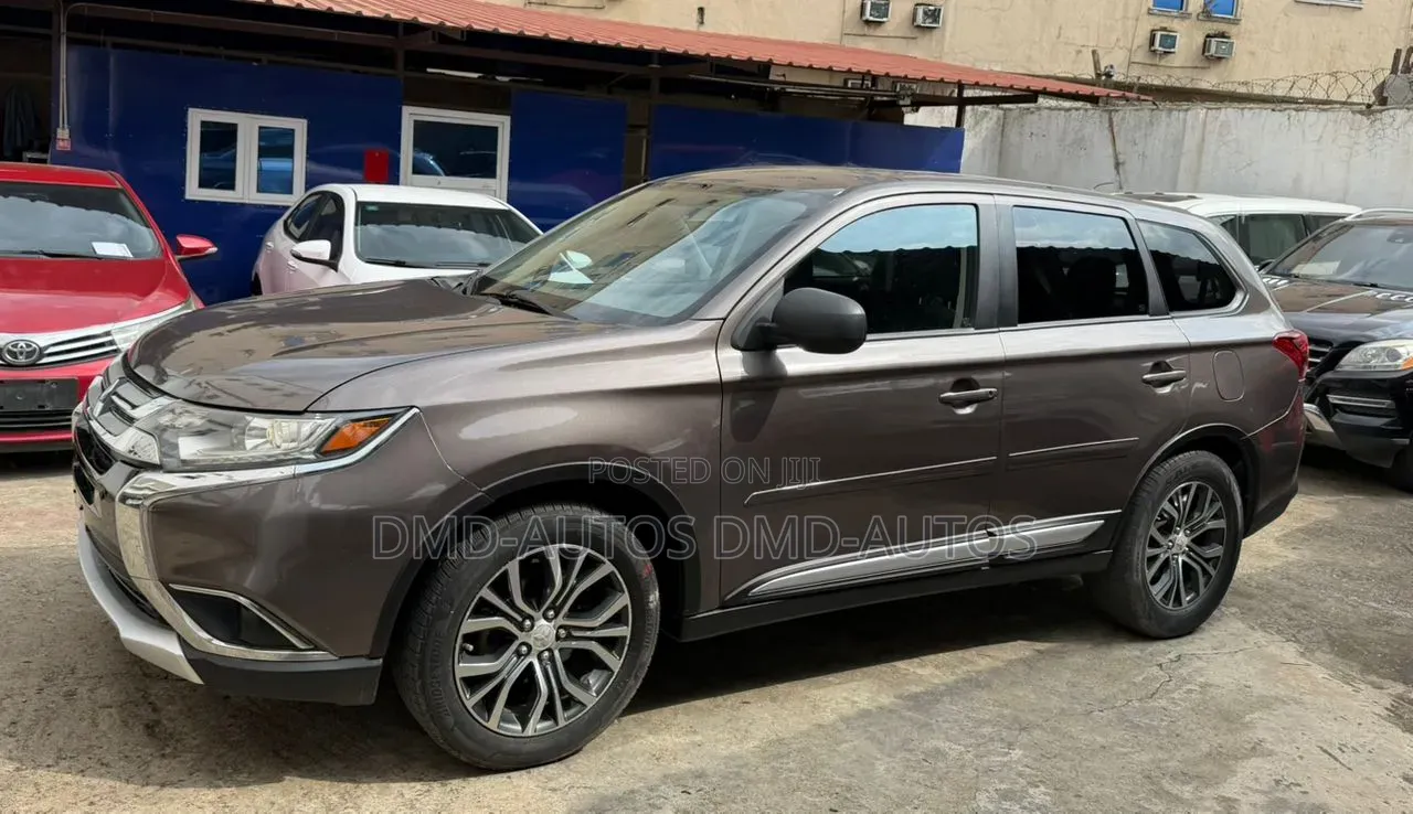Mitsubishi Outlander 2016