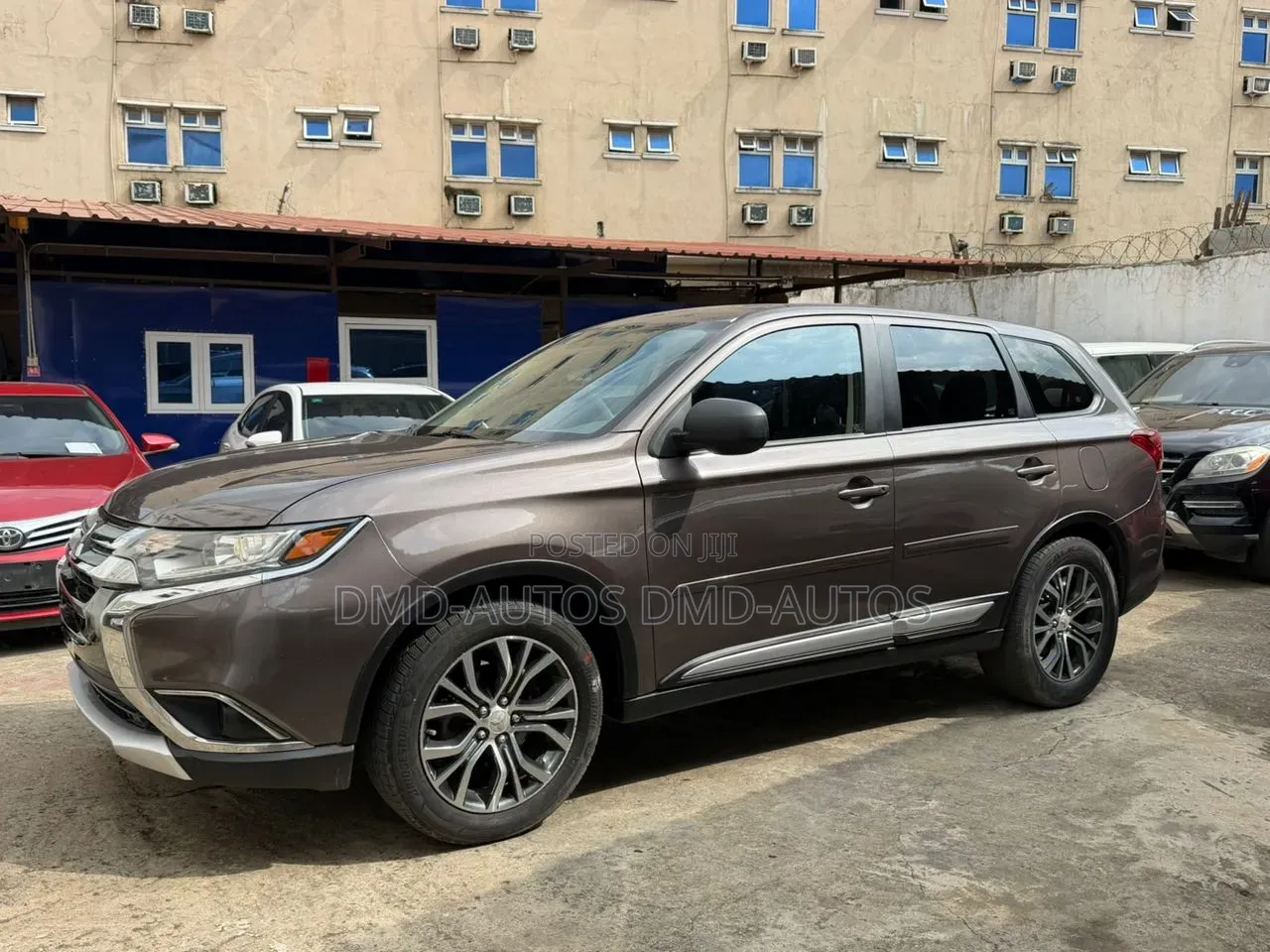 Mitsubishi Outlander 2016