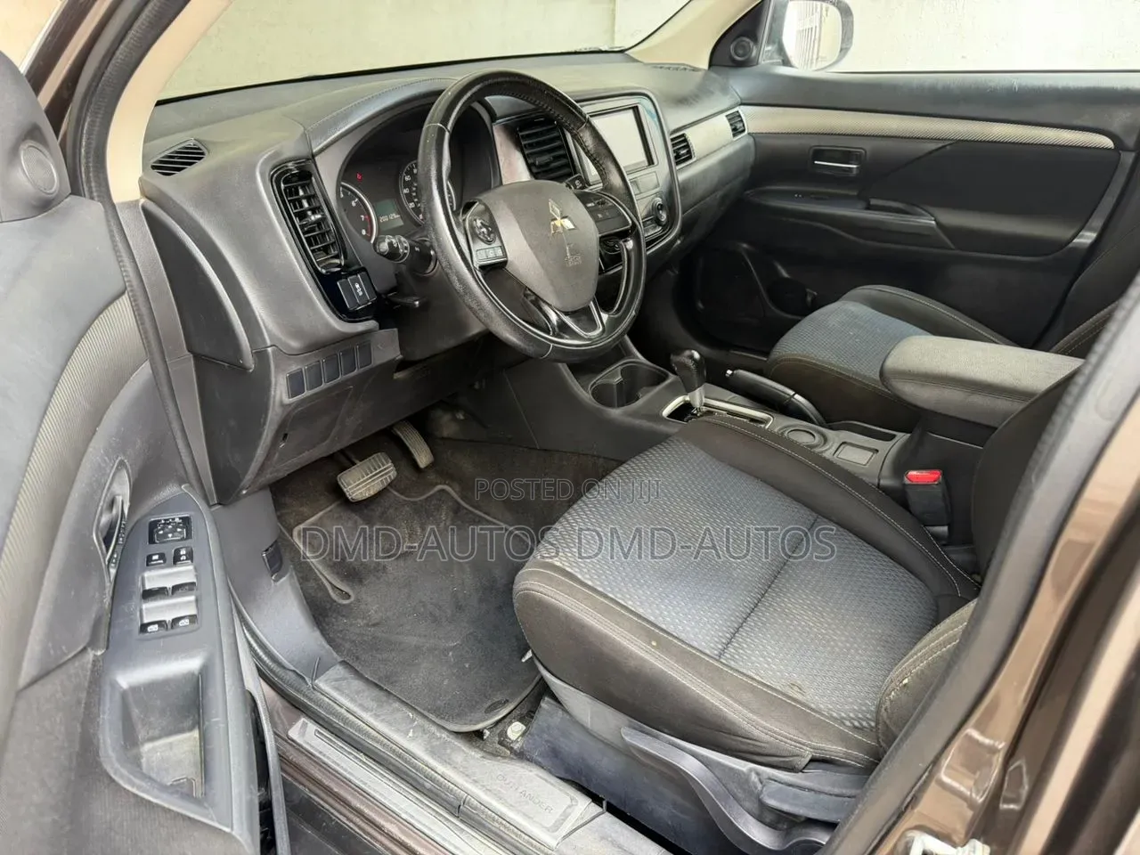 Mitsubishi Outlander 2016