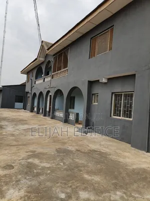 Furnished 3bdrm Block of Flats in Radio, Erunwe for rent