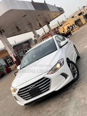 Hyundai Elantra 2018 White