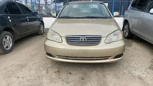 Toyota Corolla LE 2024 Gold