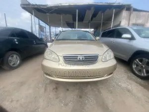 Toyota Corolla LE 2024 Gold