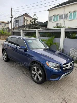 Mercedes-Benz GLC-Class 2017 Blue