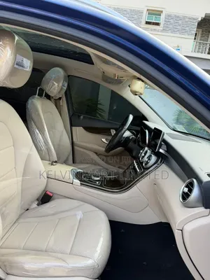 Mercedes-Benz GLC-Class 2017 Blue