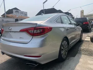 Hyundai Sonata Sport Sedan FWD (2.4L 4cyl 6A) 2016 Silver