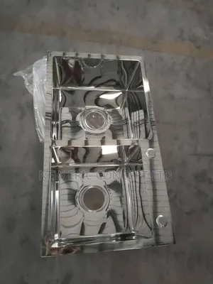 Silver Color Kitchen Sink With Complete Accessories
